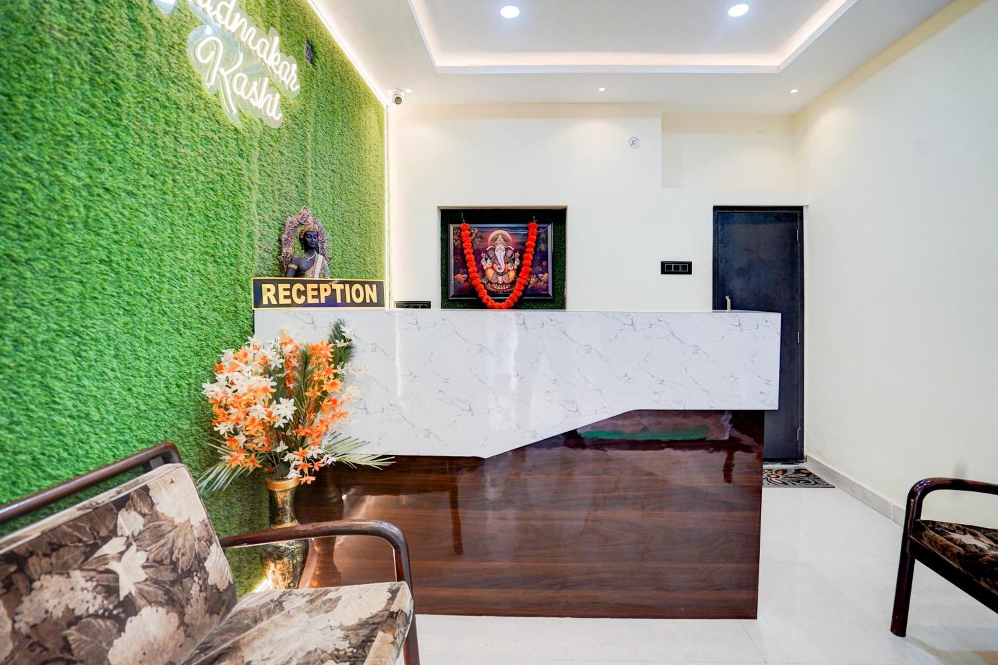 Hotel Vibe Blu- Варанасі Екстер'єр фото